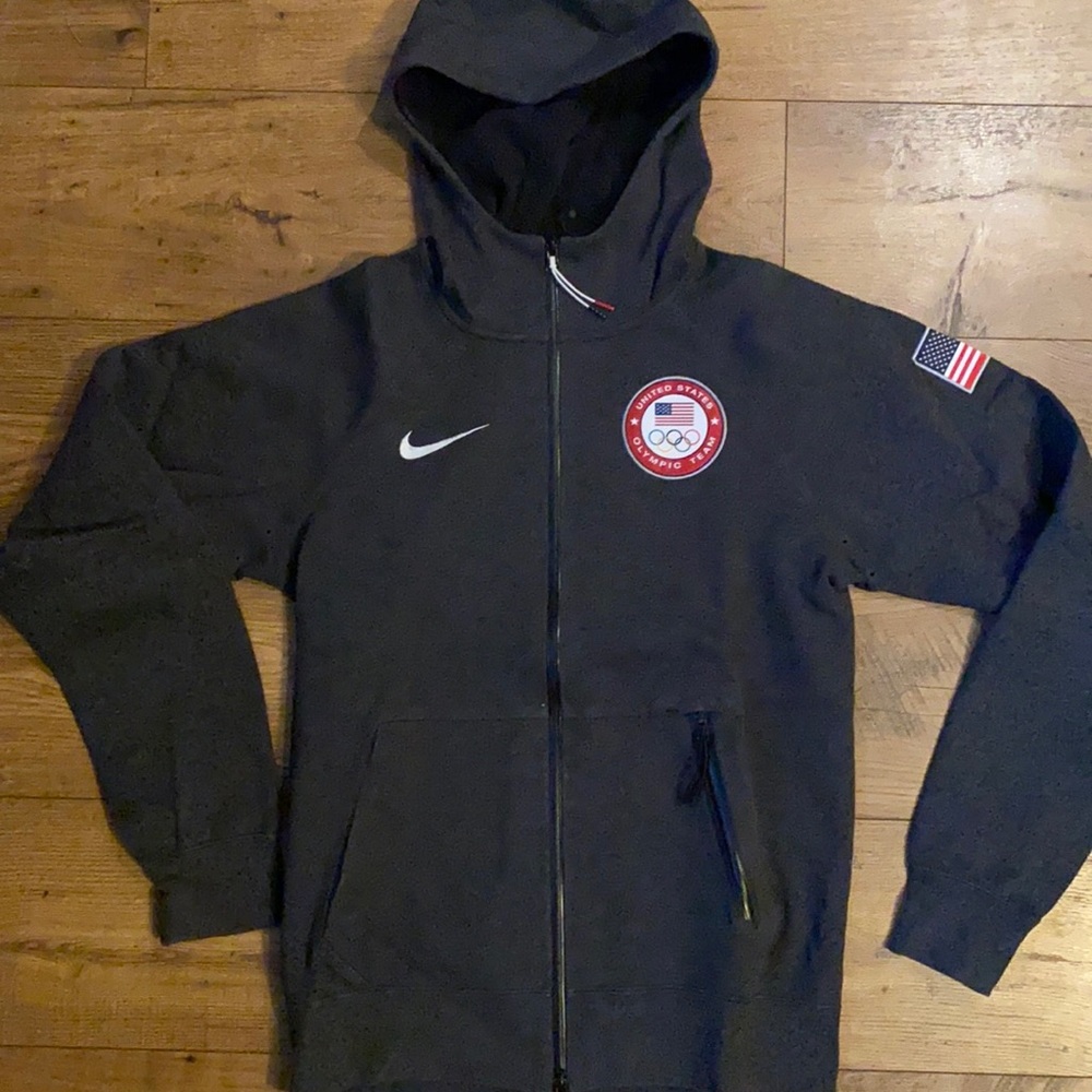 Nike USA National Olympic Team Podium Zip Small